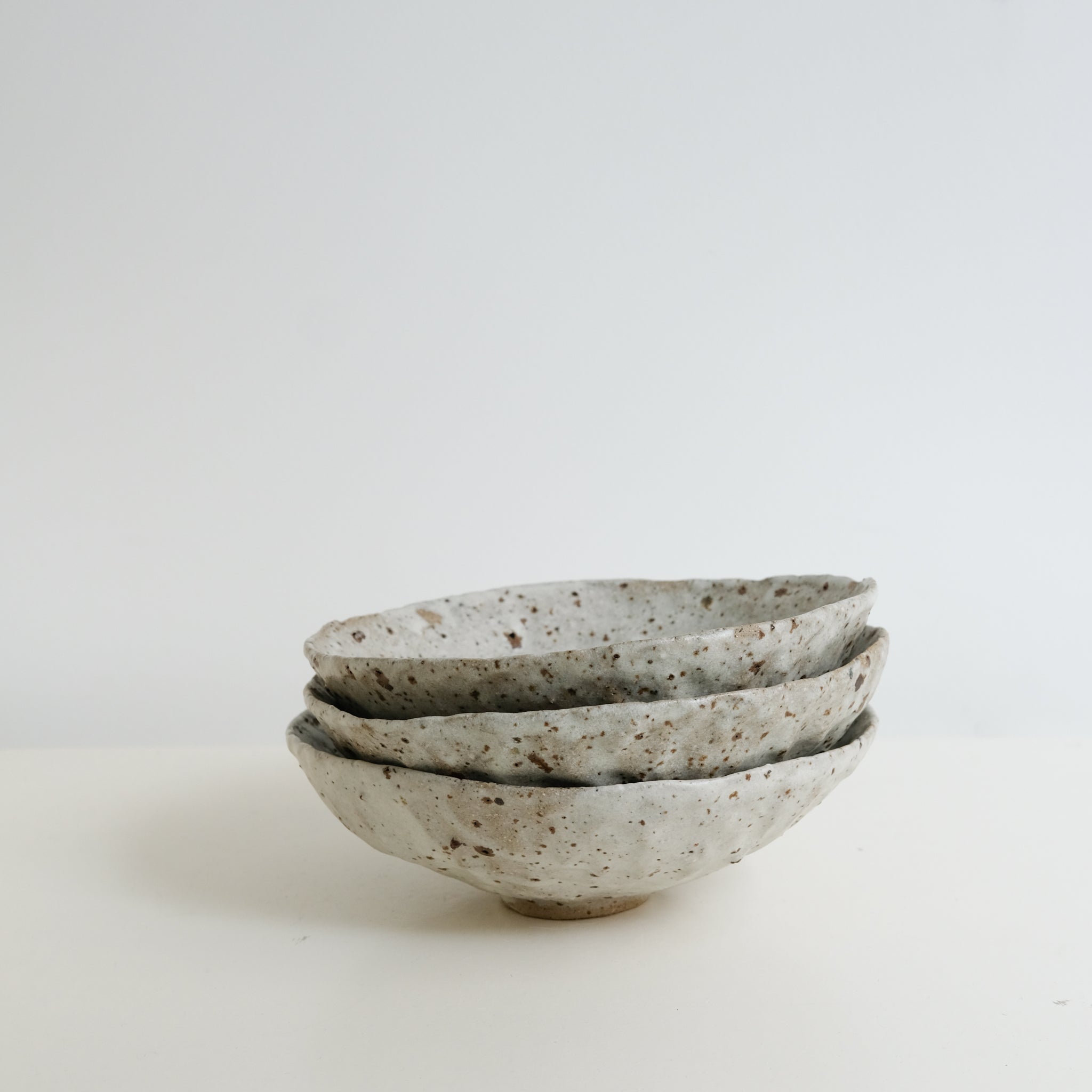 Bol D20cm en terre glanée par la céramiste Potry chez Brutal Ceramics