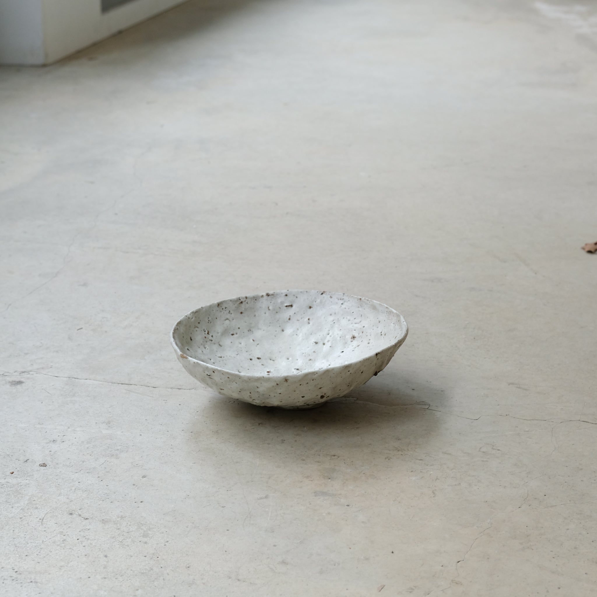 Bol D20cm en terre glanée par la céramiste Potry chez Brutal Ceramics