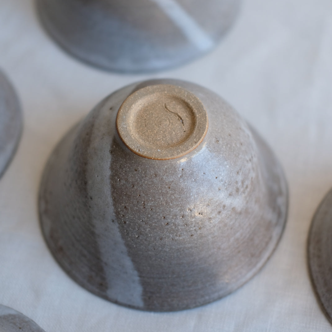 Bol en grès de l'Atelier Setsuko chez Brutal Ceramics
