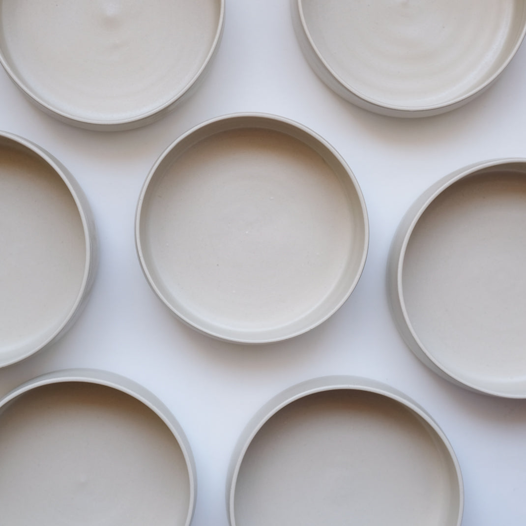 Bol en grès par Laurence Labbé chez Brutal Ceramics