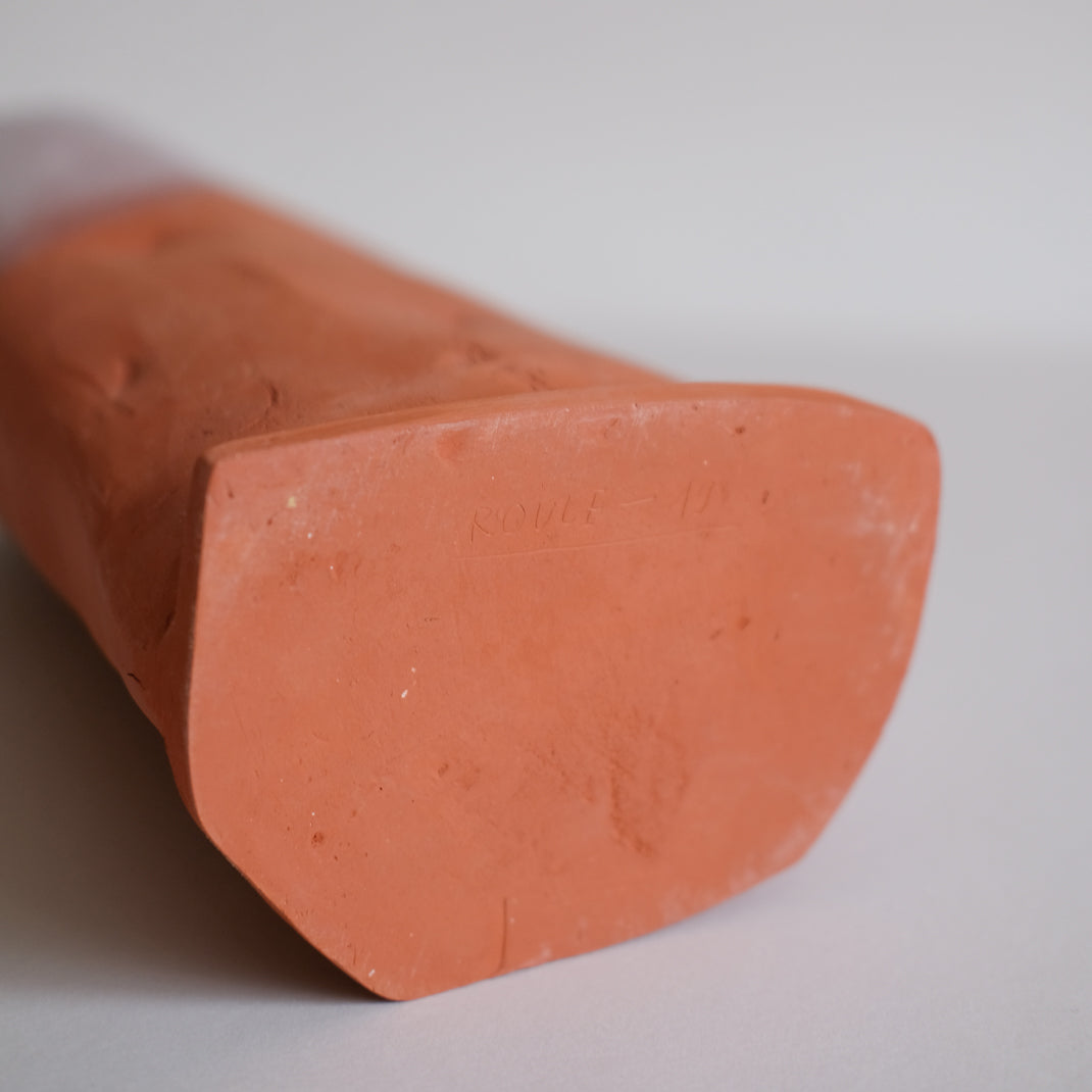 Vase Kume_27 d'Emmanuelle Roule chez Brutal Ceramics