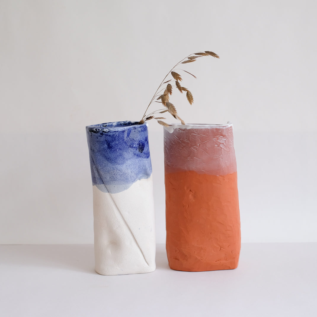 Vase Omata_02 par Emmanuelle Roule chez Brutal Ceramics