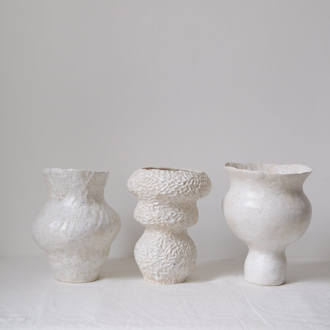 Vase de Lucile Boudier chez Brutal Ceramics