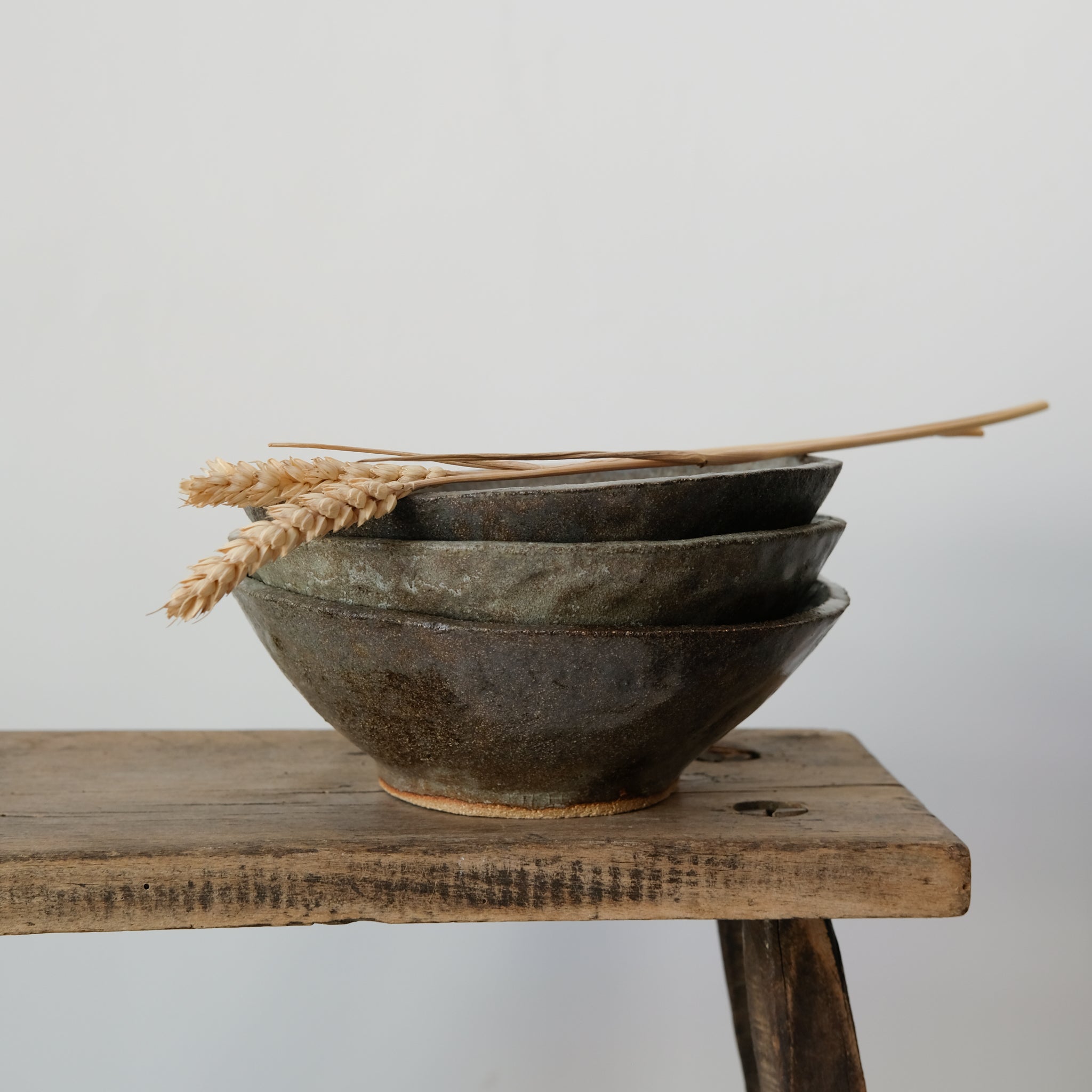Bol en grès de Mathilde Martin chez Brutal Ceramics