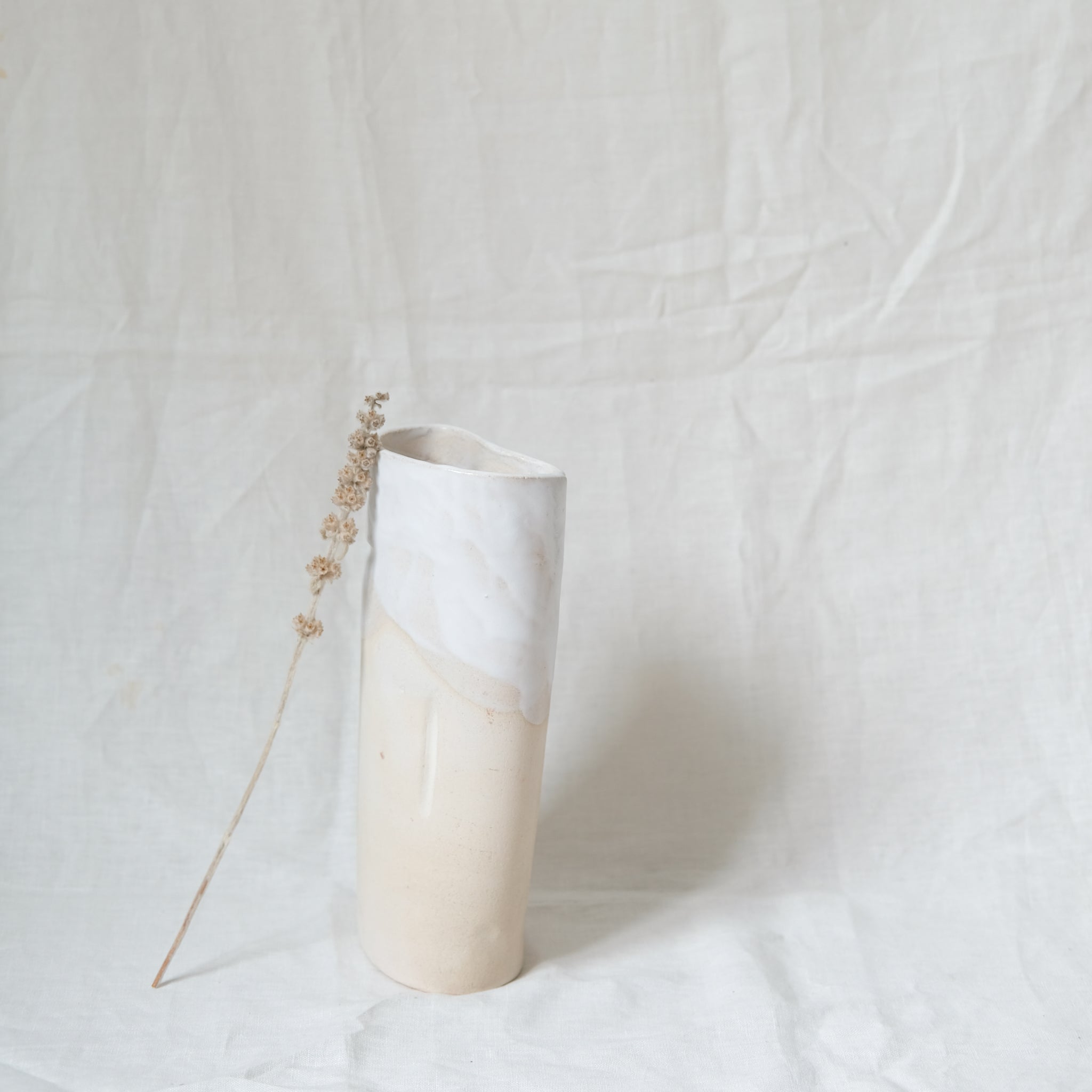 Vase OMOTA_07 d'Emmanuelle Roule chez Brutal Ceramics