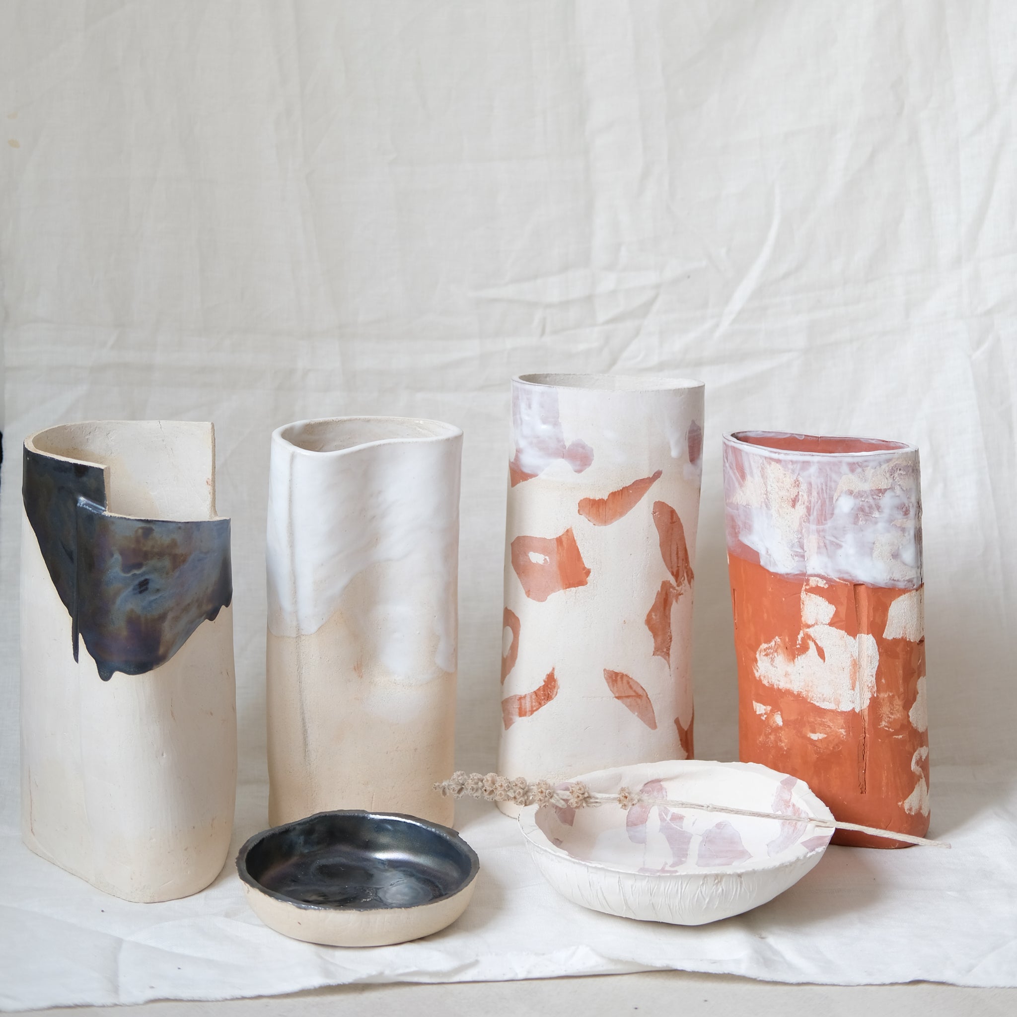 Vase OMOTA_08 d'Emmanuelle Roule chez Brutal Ceramics