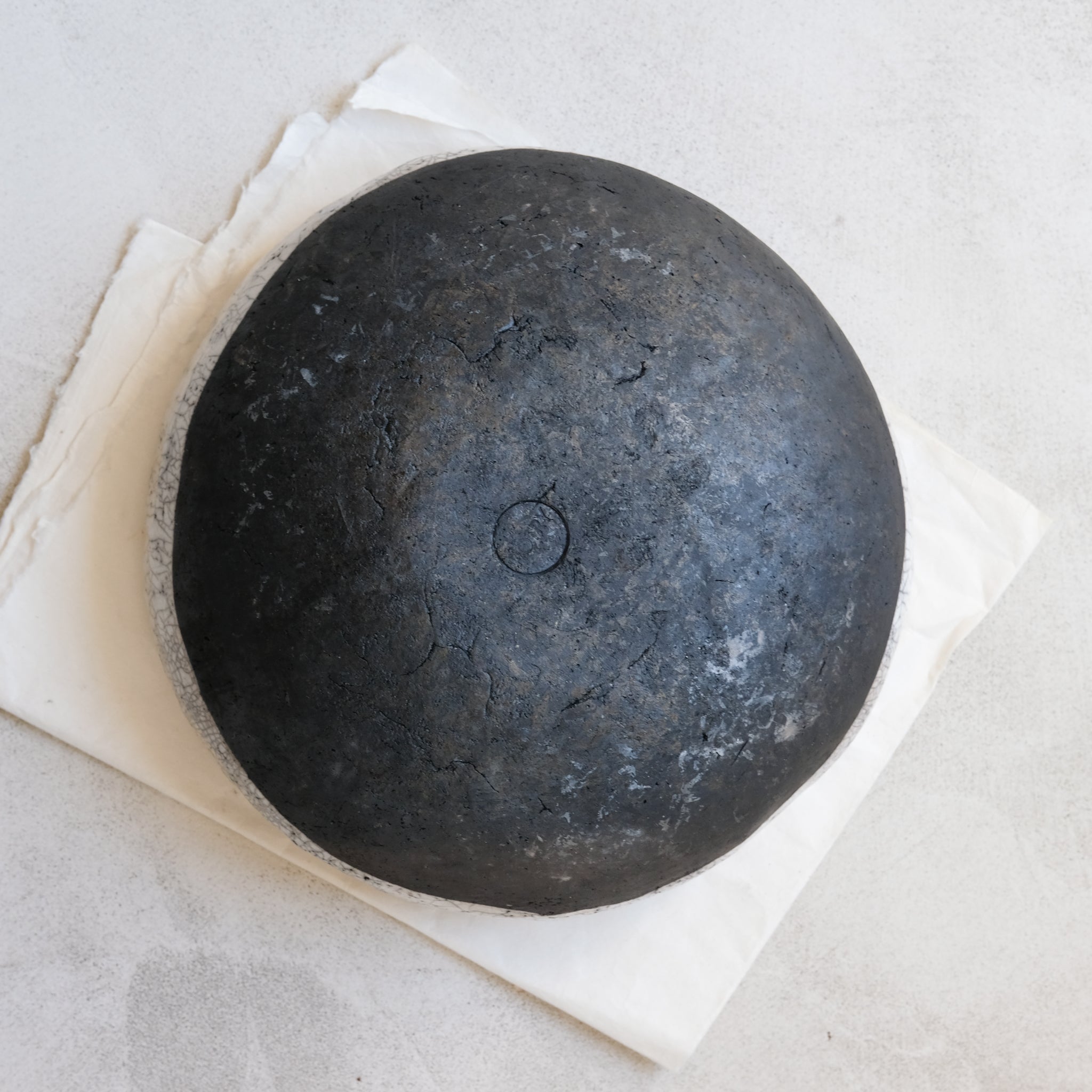 Saladier 02 Raku en grès par la céramiste Potry chez Brutal