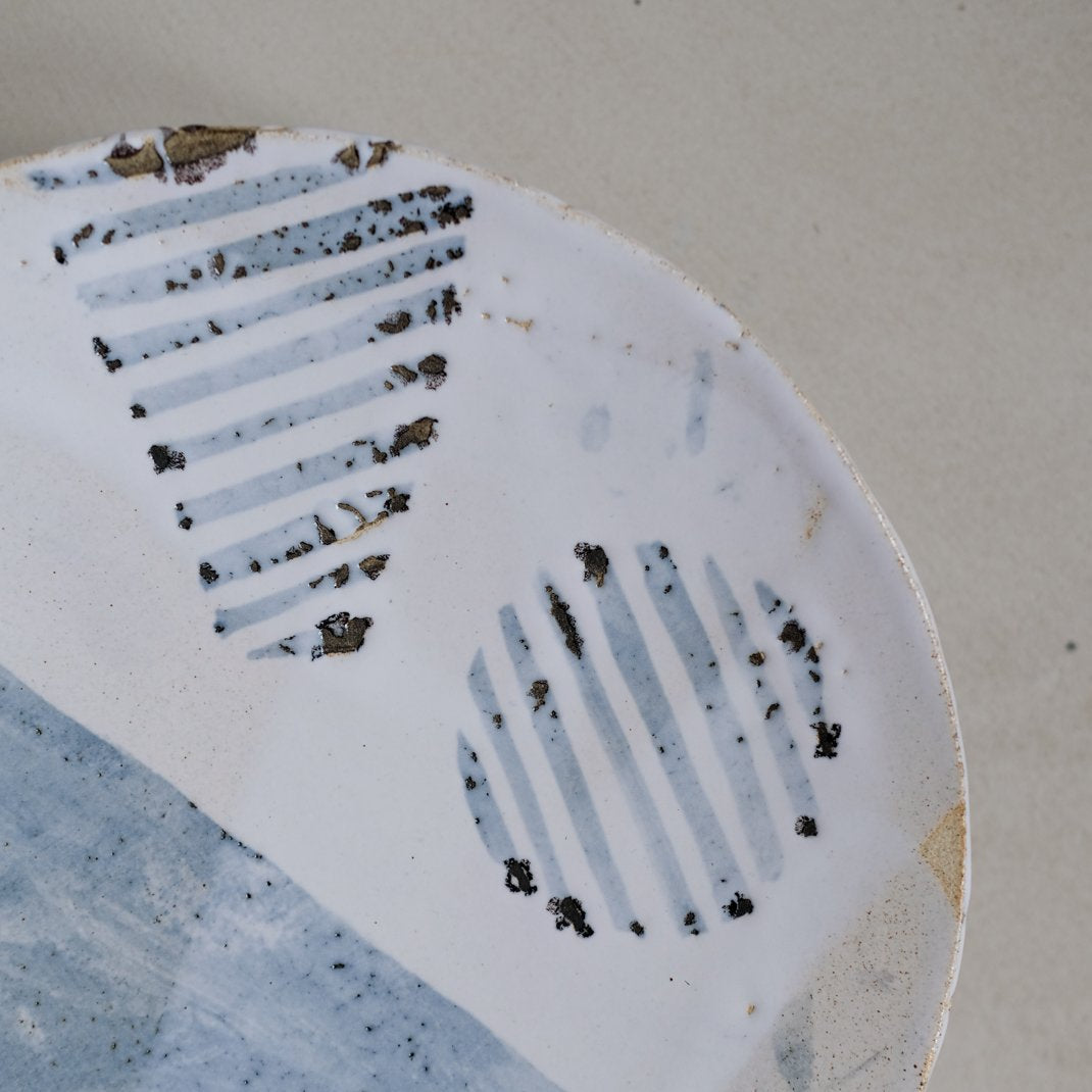 Coupe sur pied par Asterisque chez Brutal Ceramics