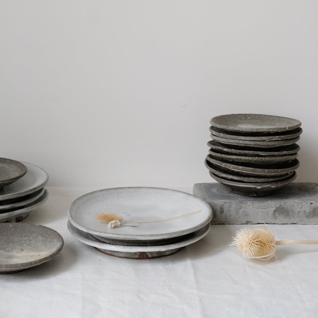 Assiette faite exclusivement par Benoit Audureau pour Brutal Ceramics