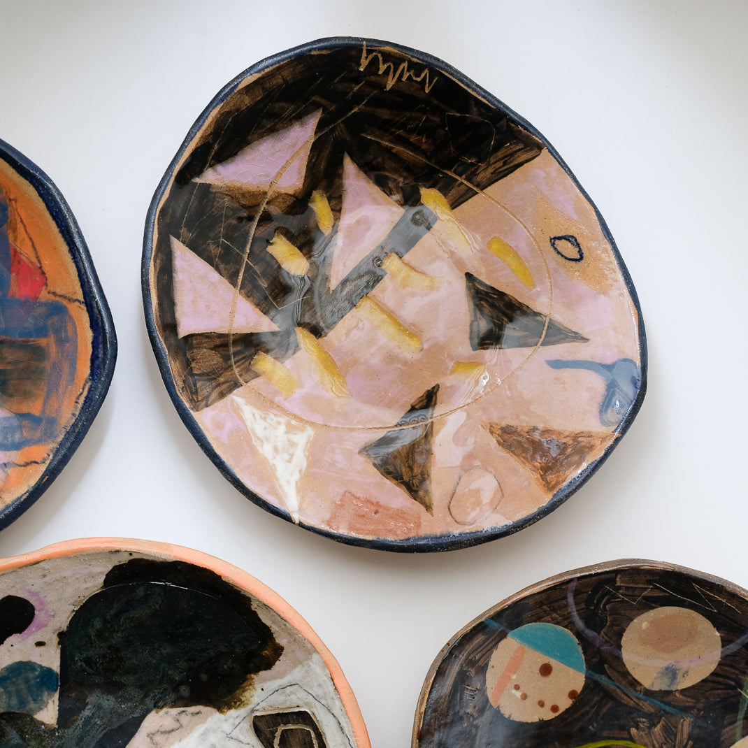 Grande assiette / Plat réalisée par le potier japonais Shun Kadohashi
