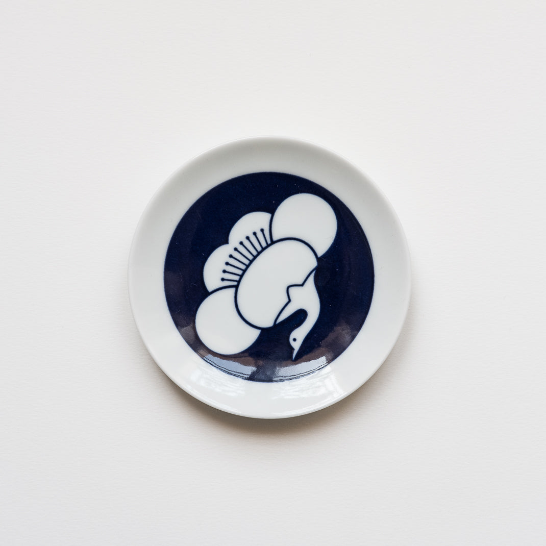Petite assiette "grue" du fabricant japonais Kihara chez Brutal Ceramics