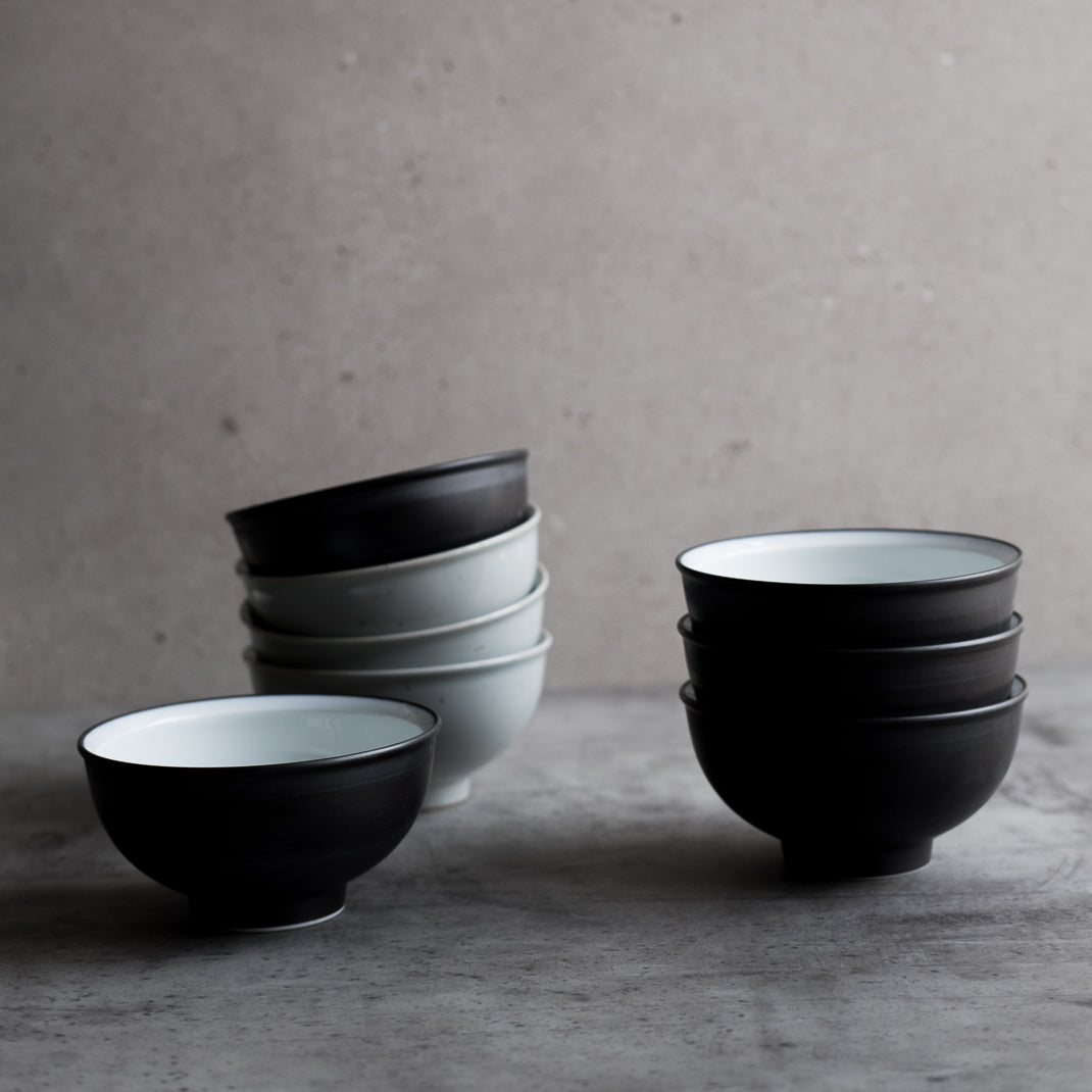 Bol conçu par le fabricant japonais Kinto, issu de la collection RIM.
