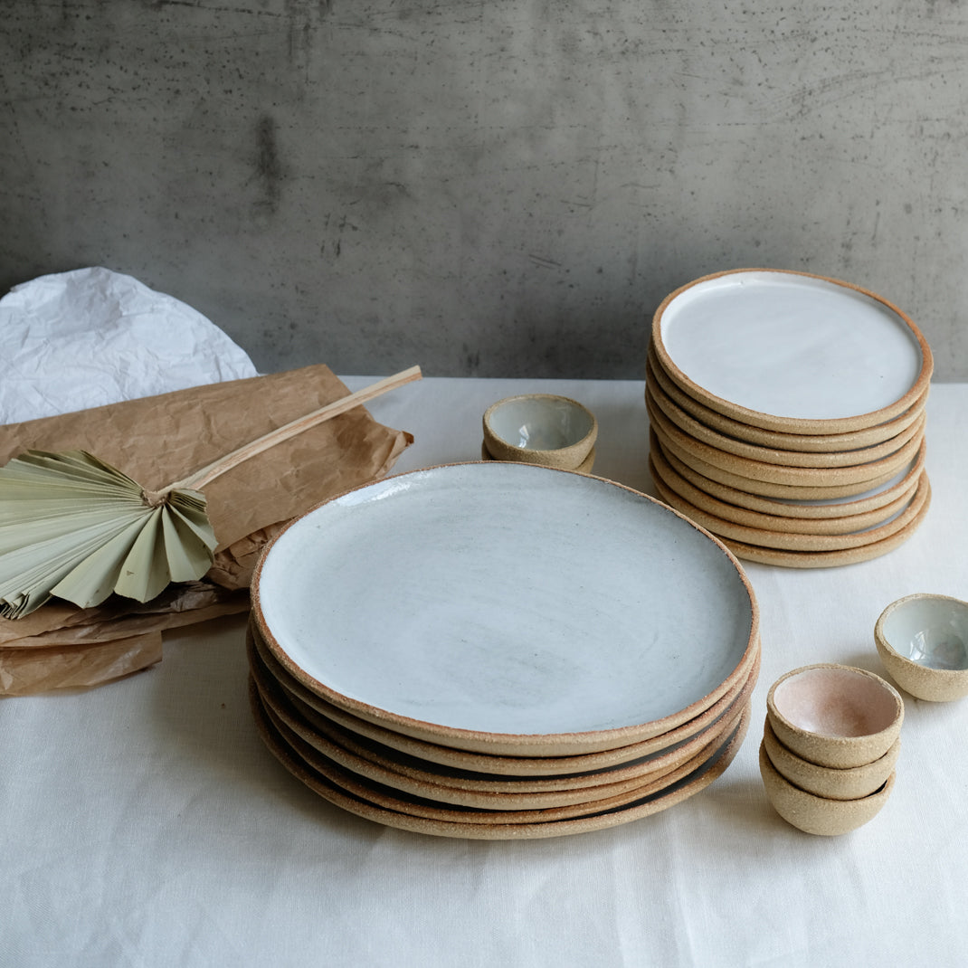 Assiette à dessert de l'Atelier M. chez Brutal Ceramics