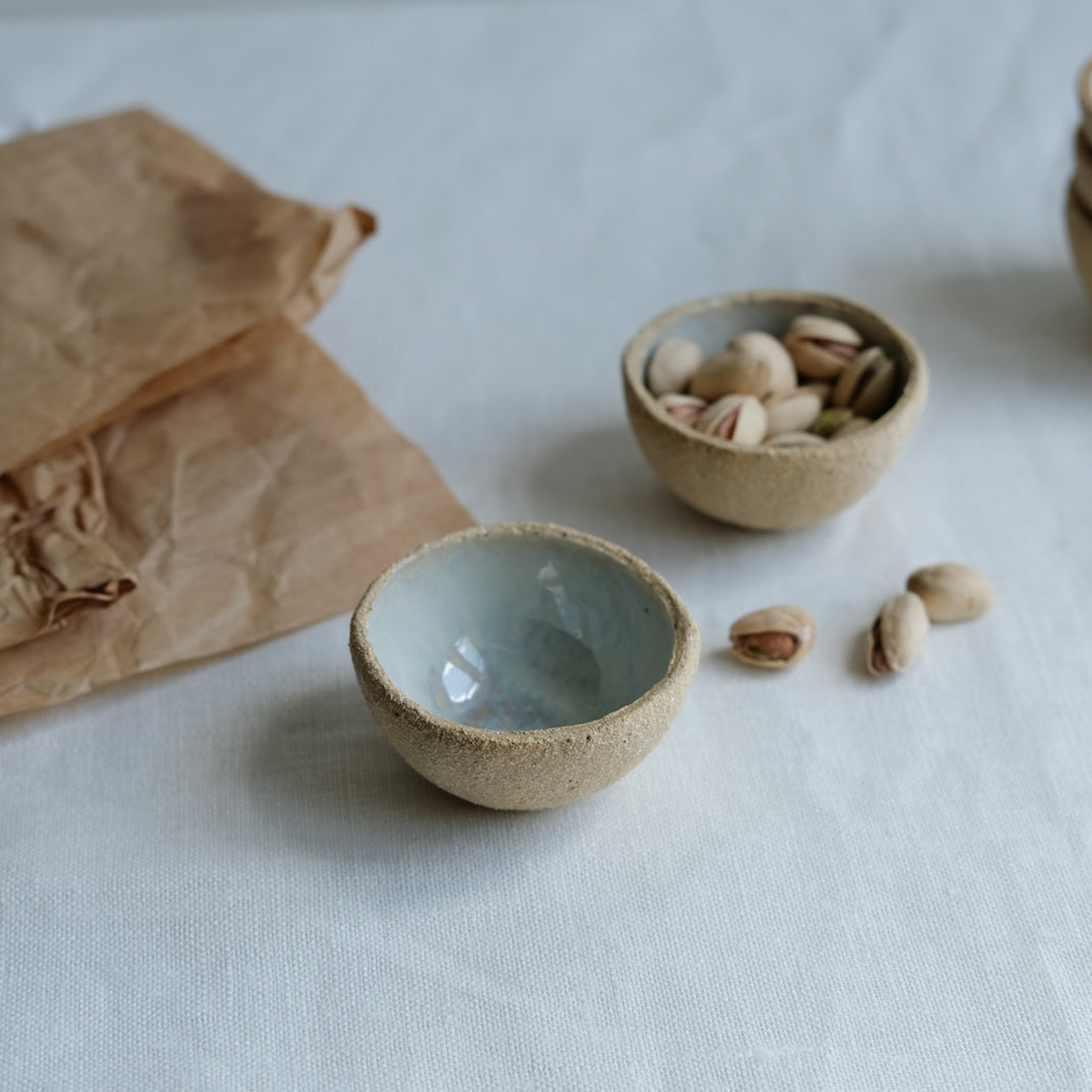 Bolinette en grès gris de l'Atelier M. chez Brutal Ceramics