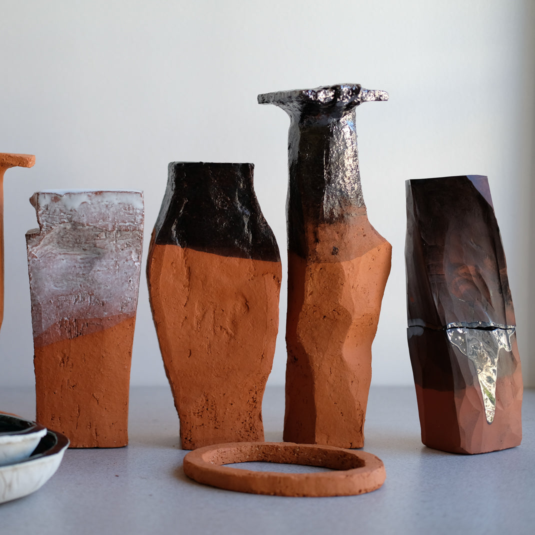 Vase Kume_17 d'Emmanuelle Roule chez Brutal Ceramics
