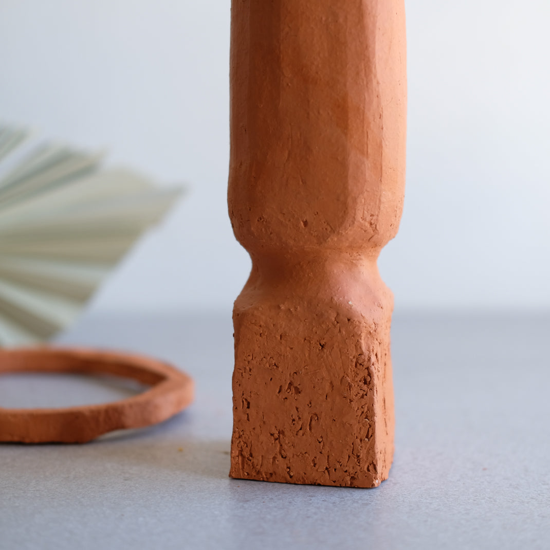 Vase Nando_01 d'Emmanuelle Roule chez Brutal Ceramics