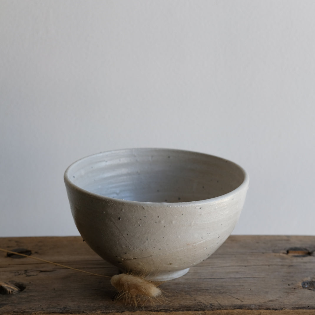 Bol en grès de Marie Lautrou-PMPM chez Brutal Ceramics