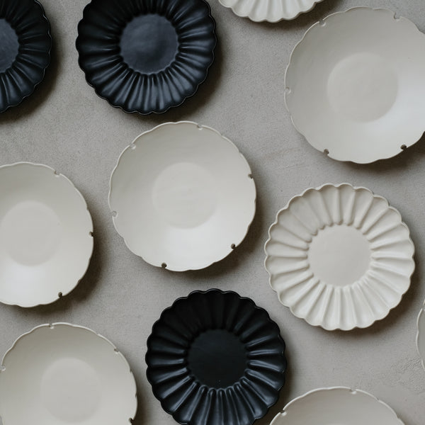 The ceramics of the Japanese Yoshida Pottery at Brutal Ceramics The ceramics of the Japanese Yoshida Pottery at Brutal Ceramics