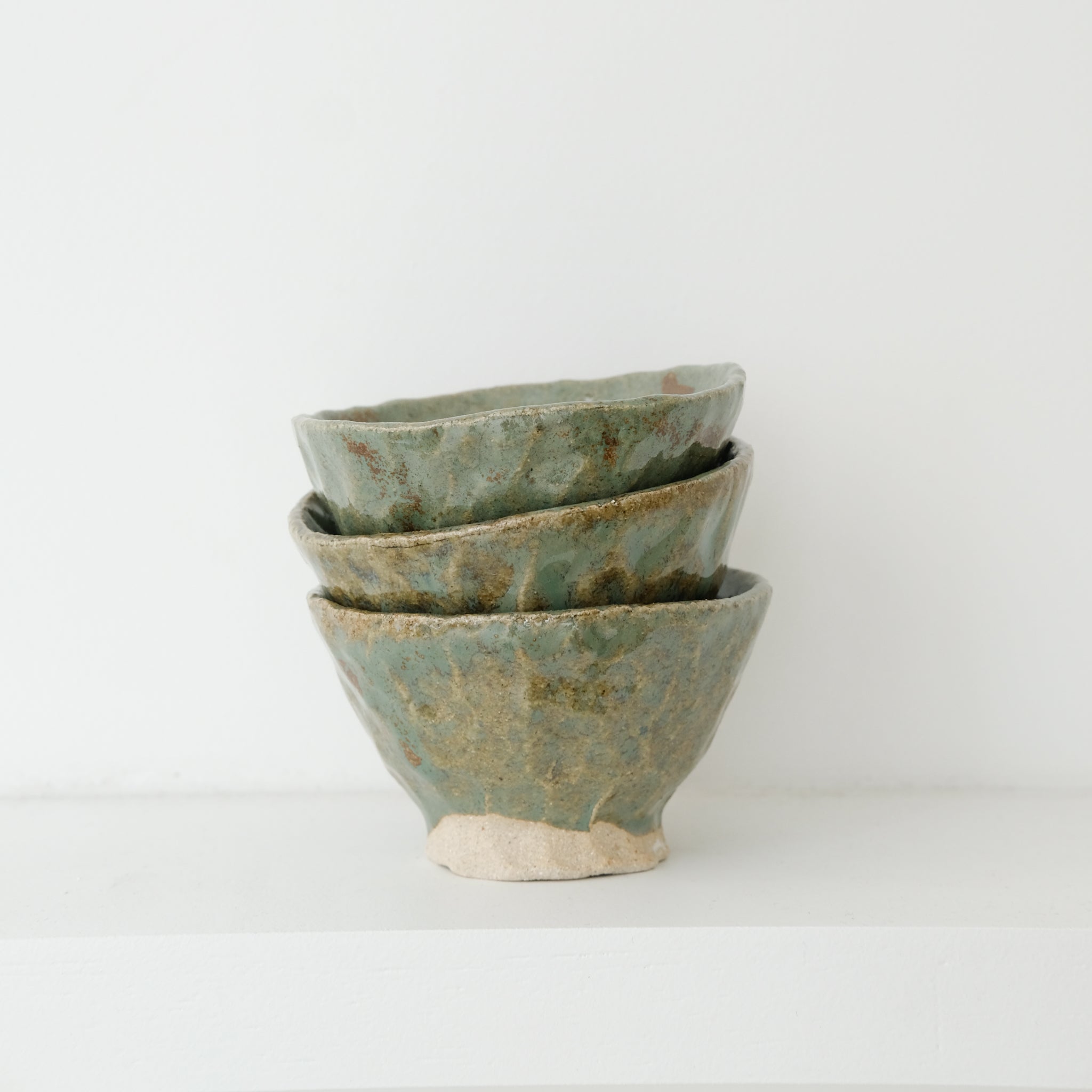 Bol grès blanc D9,5cm - vert satiné d'Estudio Vernis chez Brutal Ceramics