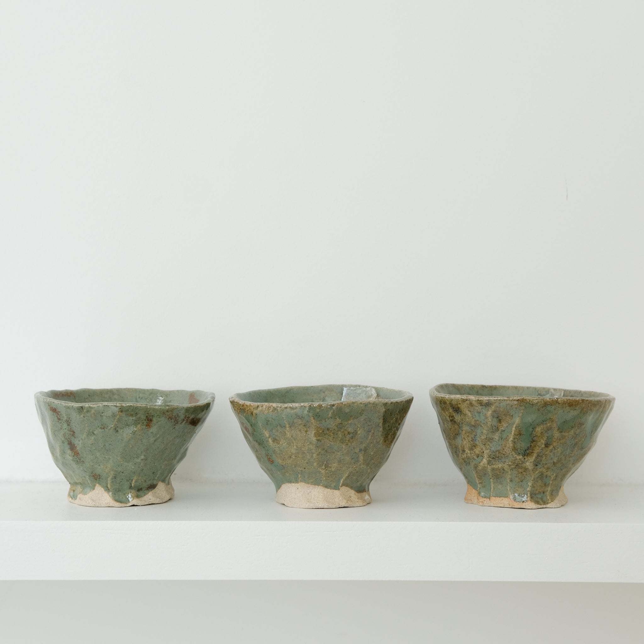 Bol grès blanc D9,5cm - vert satiné d'Estudio Vernis chez Brutal Ceramics