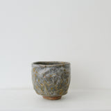 Tasse en grès 10ml - bleuté de Lucie Micheau chez Brutal Ceramics