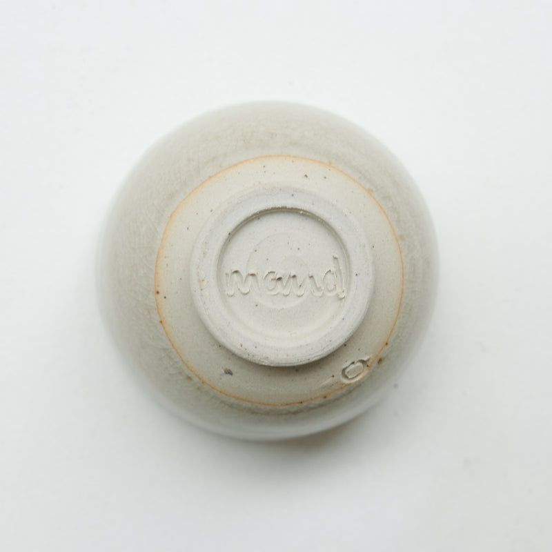 Bolinet-Tasse en grès cuisson bois 90ml (9) - blanc chaud craquelé de Maud Thiefaine chez Brutal Ceramics