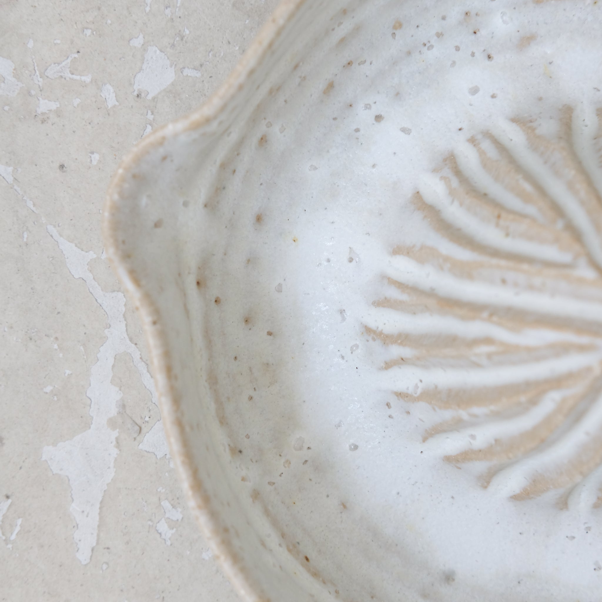 Presse agrume de Charline Robache chez Brutal Ceramics