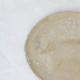 Plateau oval 01 en grès L 26cm  - Sable de Judith Lasry chez Brutal Ceramics