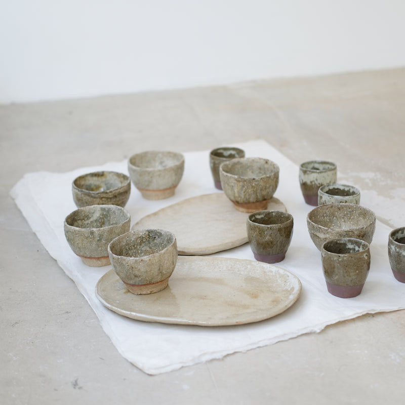 Tasse en terre glanée 190ml  - Vert Gris de Judith Lasry pour Brutal Ceramics