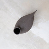 Vase "Bird " 03 en grès noir H 24cm - noir de Ap Ceramique chez Brutal