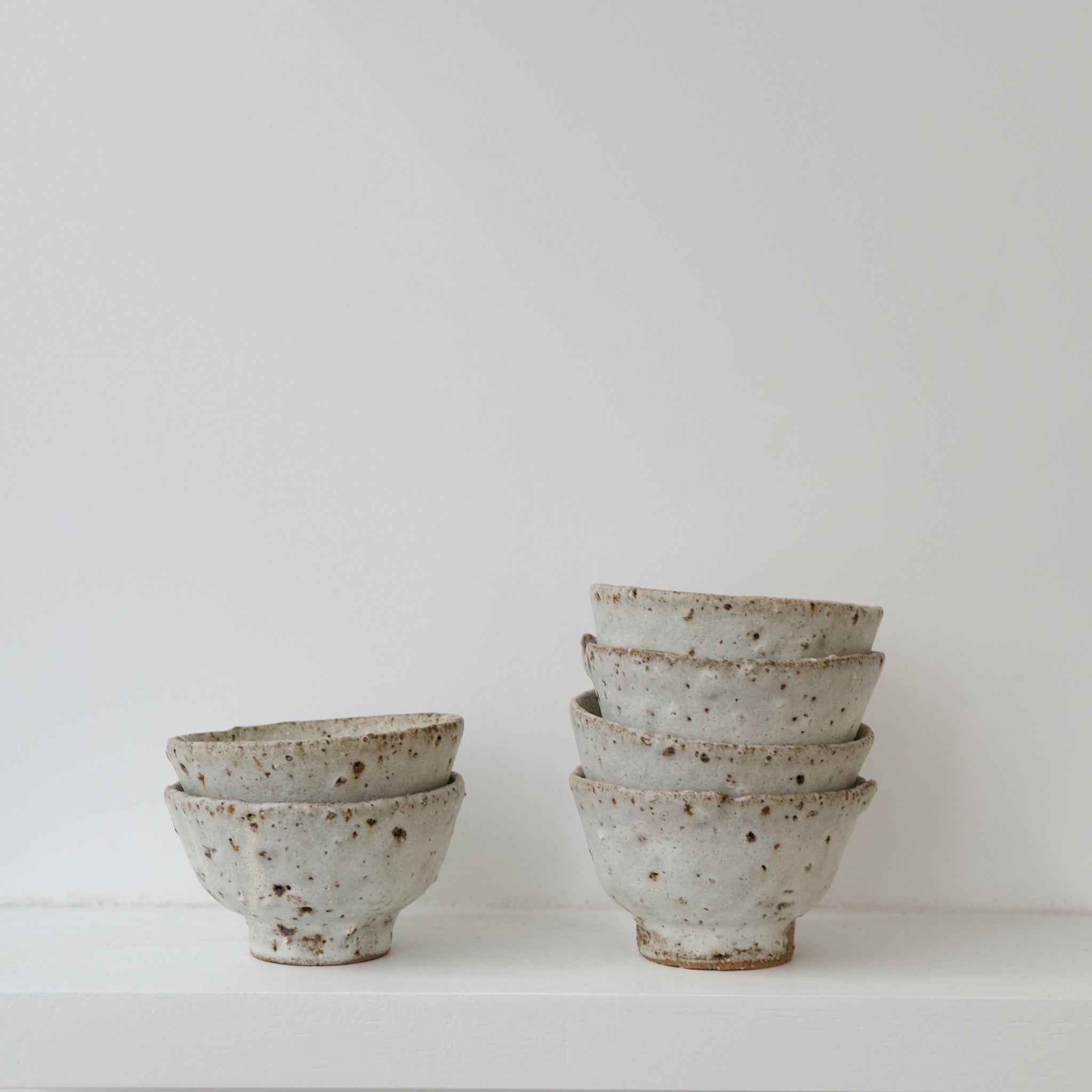 tasse en terre d'aizenay 120ml - blanc mat de Benoit Audureau chez Brutal Ceramics