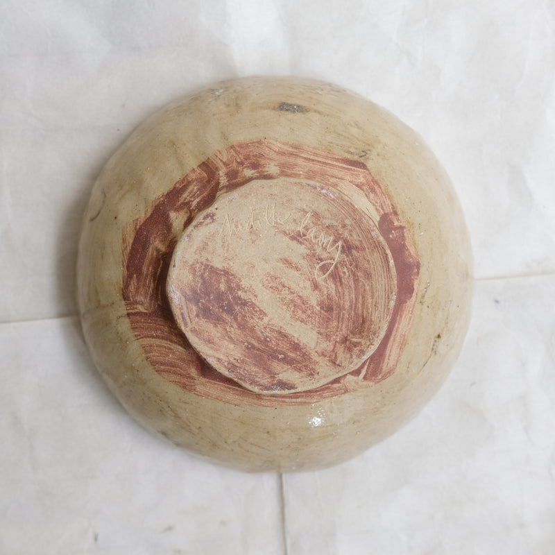 Bol pincé en argile récoltée D 17cm - beige de Judith Lasry chez Brutal Ceramics
