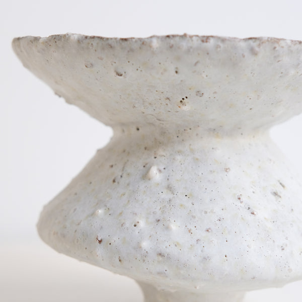 Gleaned clay vase H 13cm - Matt white