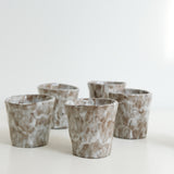 Tasse en grès noir 70ml - Brun et blanc d'Apollonie Ceramics chez Brutal Ceramics