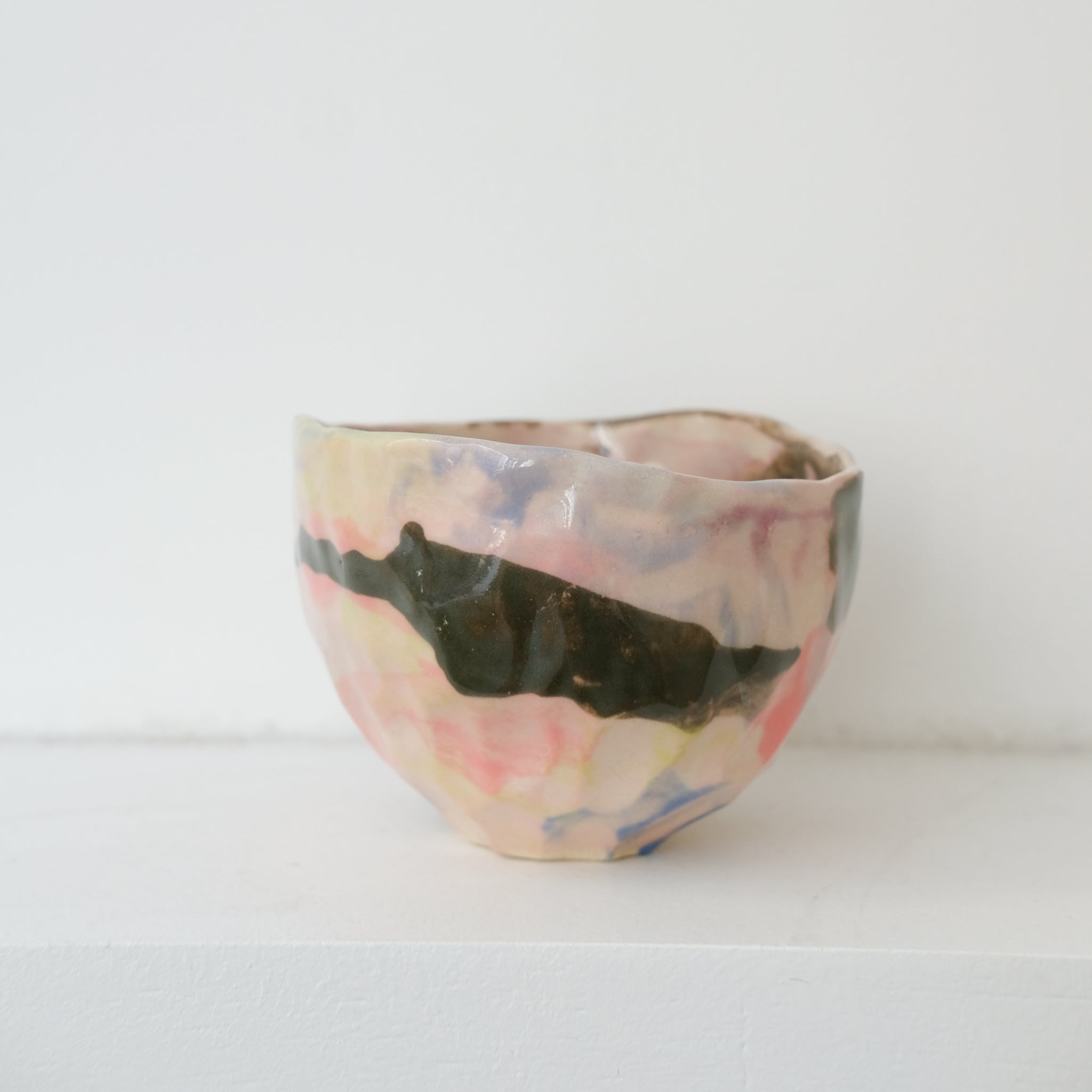 Tasse 01 en grès 180ml - multicolore de Camille Létoffé chez Brutal Ceramics