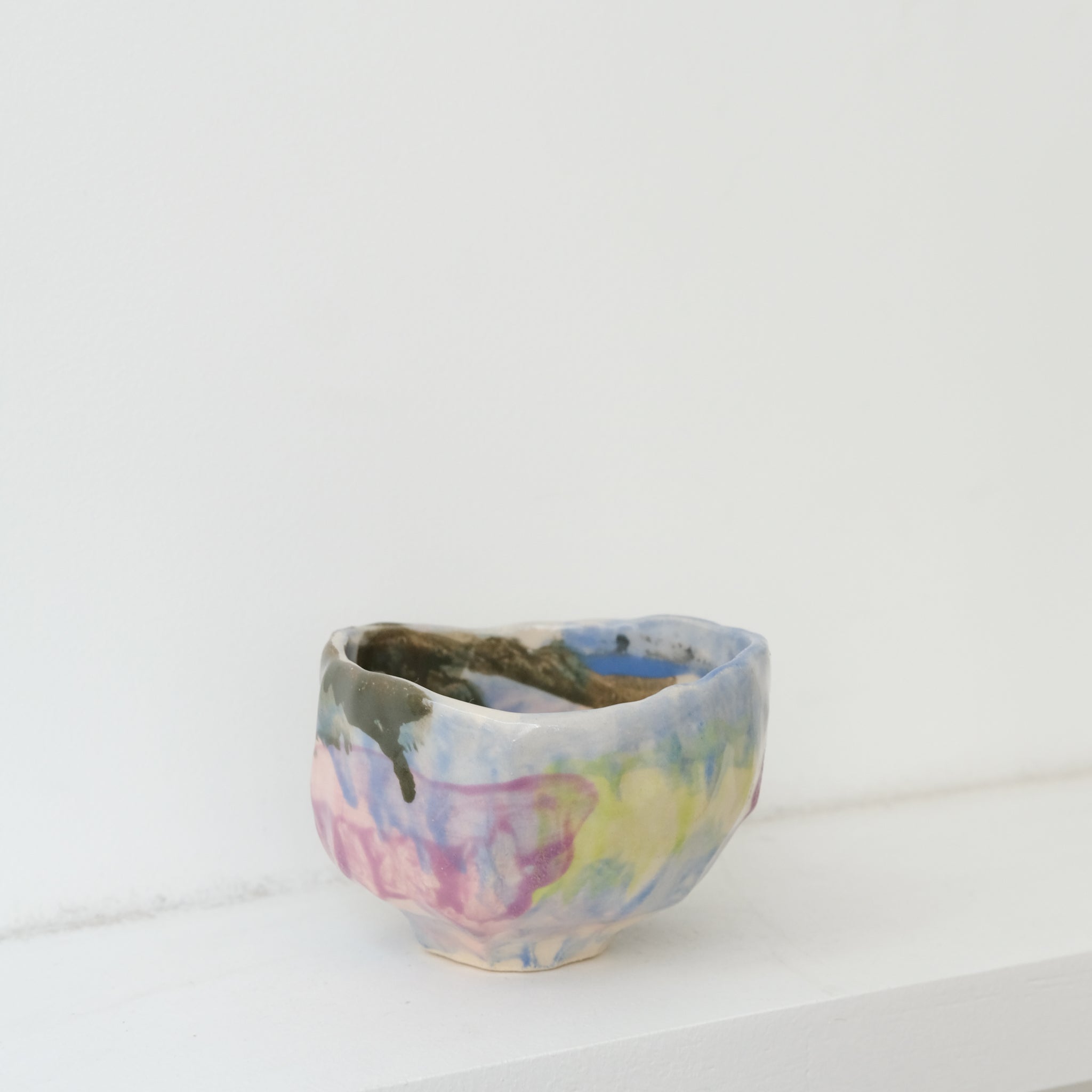 Tasse 02 en grès 180ml - multicolore de Camille Létoffé chez Brutal Ceramics