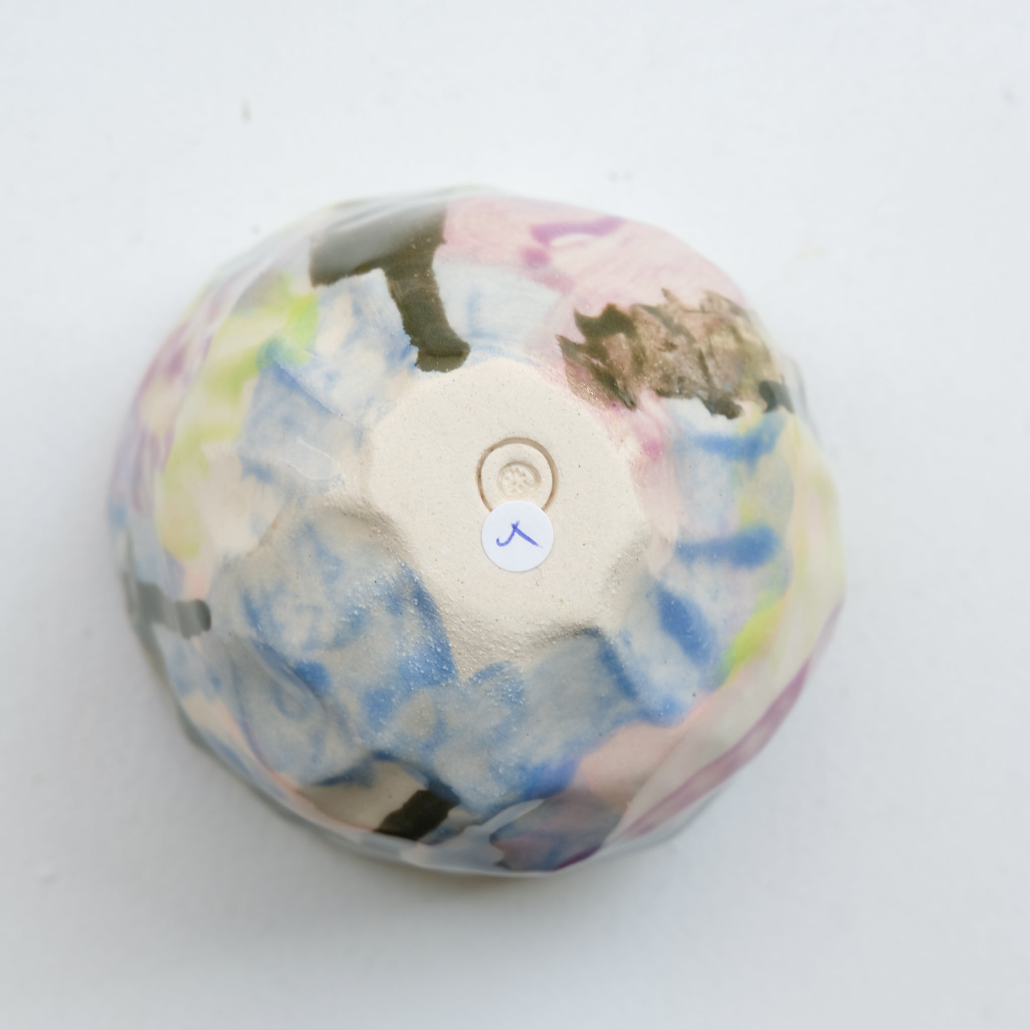 Tasse 05 en grès 180ml - multicolore de Camille Létoffé chez Brutal Ceramics
