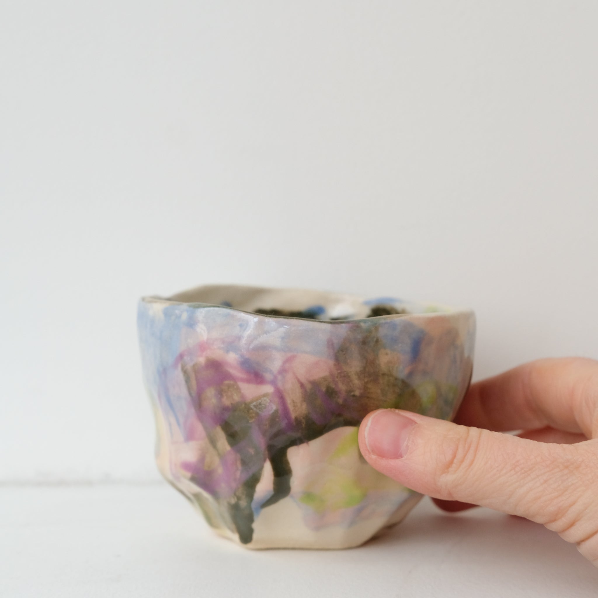 Tasse 10 en grès 180ml - multicolore de Camille Létoffé chez Brutal Ceramics