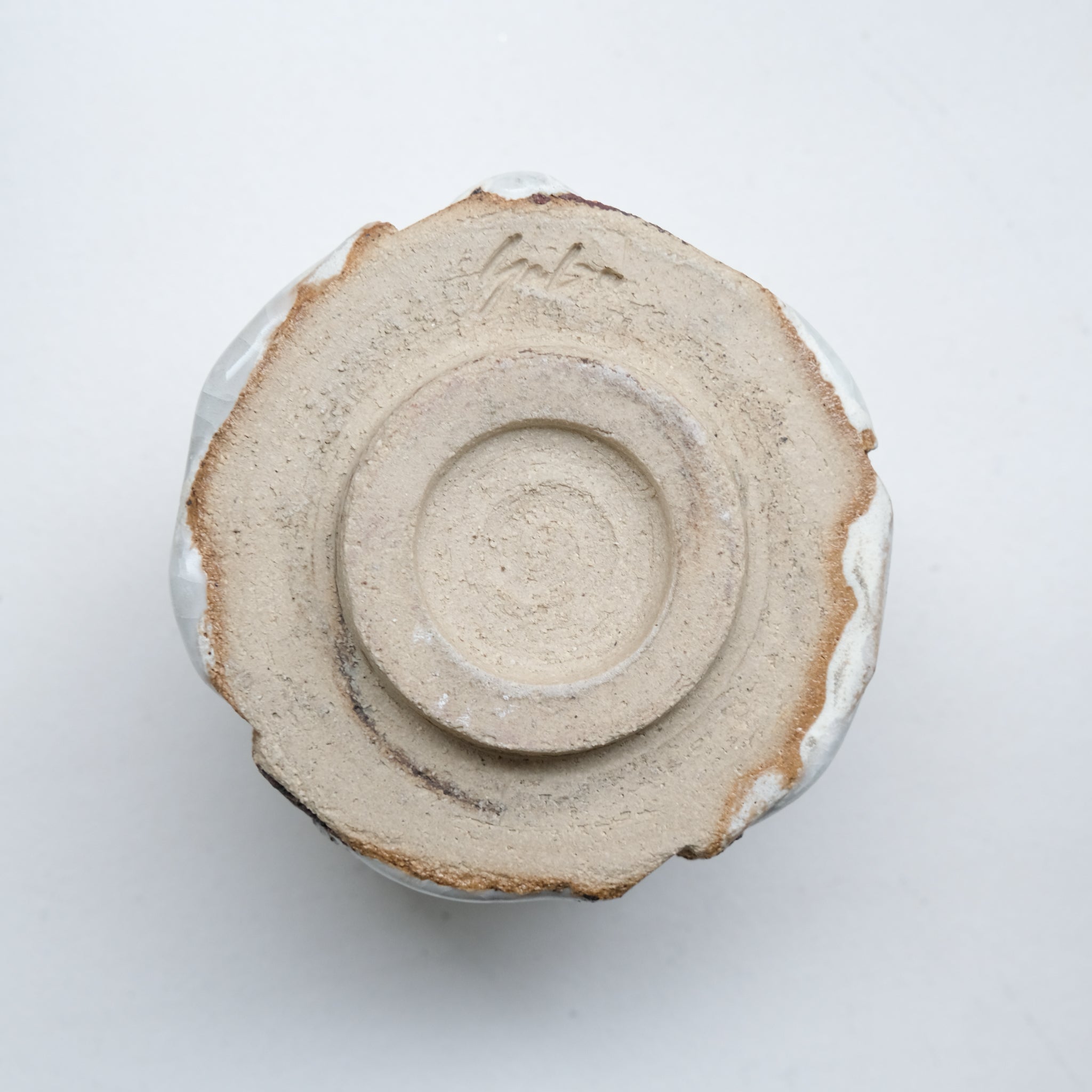 Tasse en grès 200ml - Blanc texturé de Saga Pottery chez Brutal Ceramics