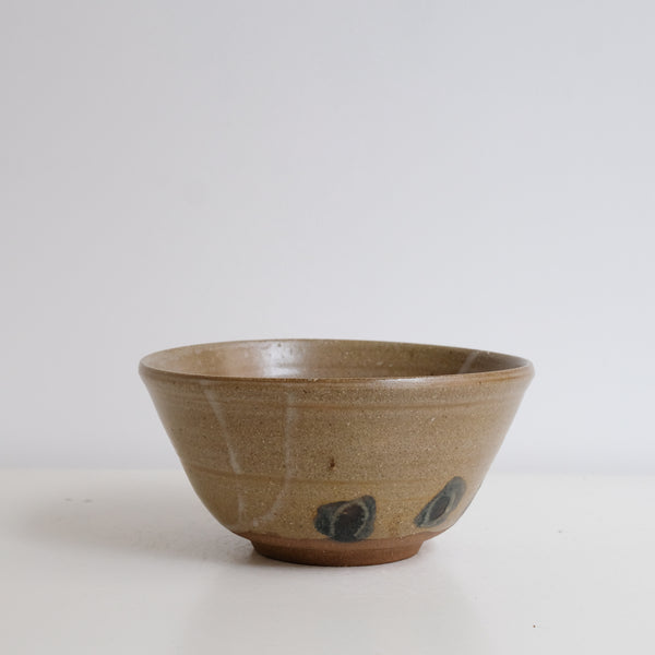 Bol en grès 17,5cm - brun satiné de Yasashii chez Brutal Ceramics