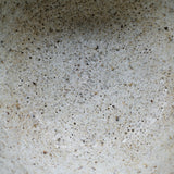 Saladier en terre glanée D 21,5cm - Blanc gris mat par Potry chez Brutal Ceramics