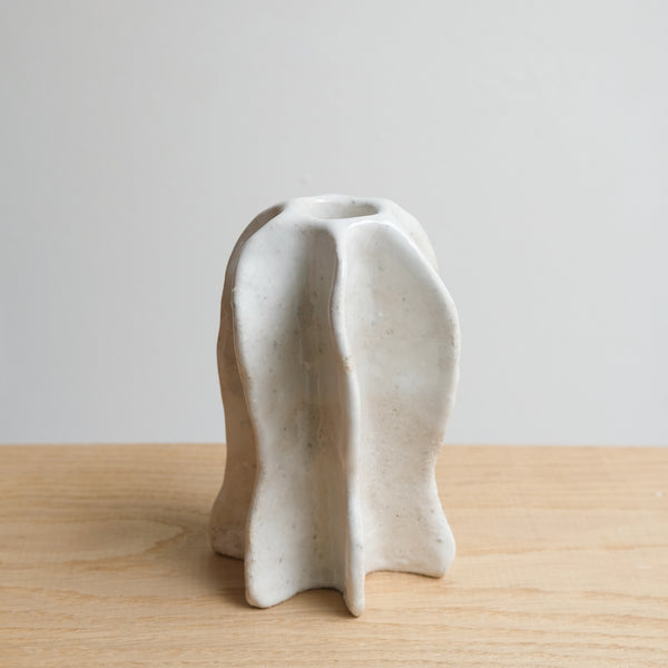 "Wings" candle holder in white stoneware H 13cm (M) - glossy white