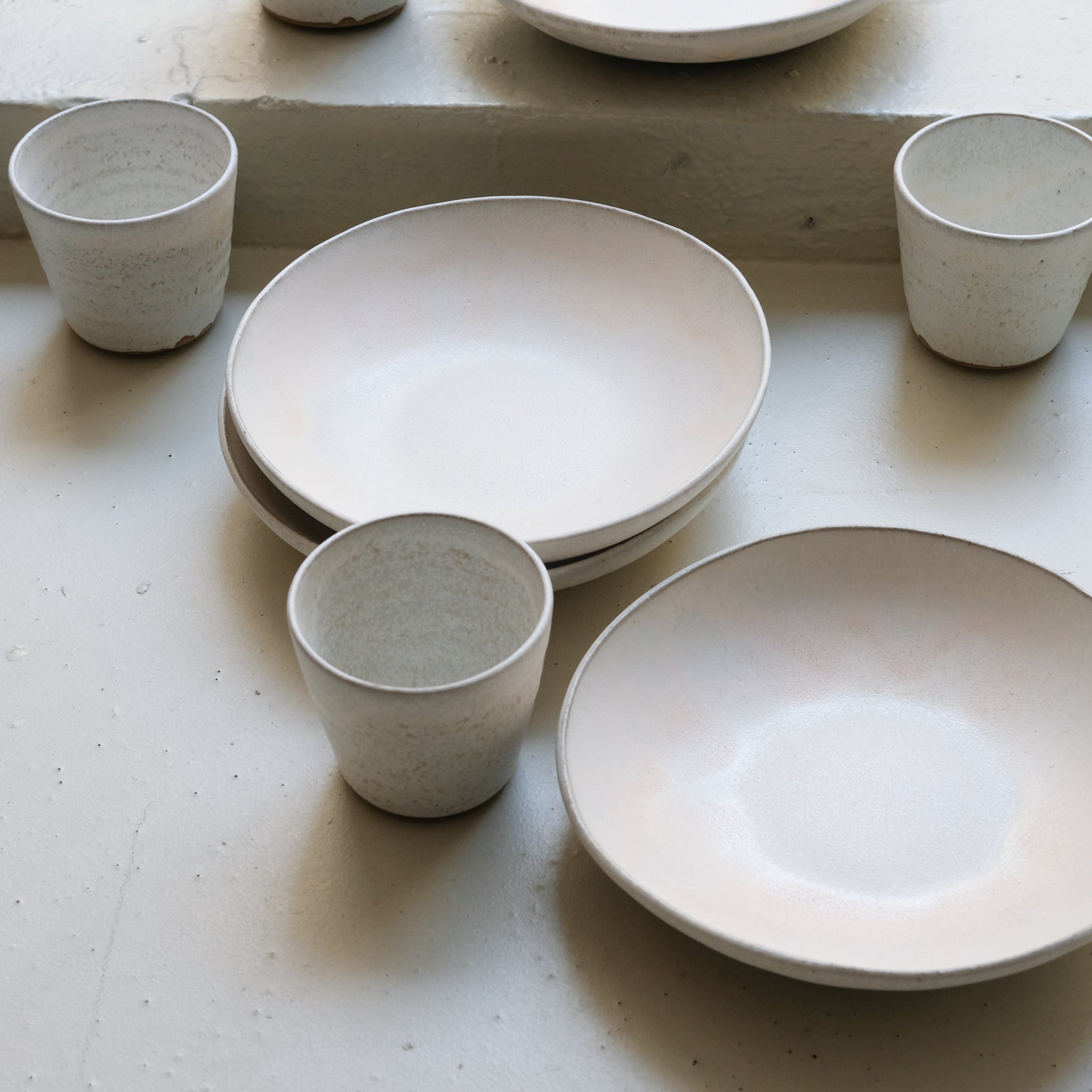 Tasse en grès 280ml - Blanc mat d'Hortense Montarnal chez Brutal Ceramics