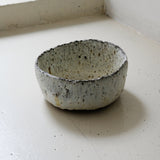 Saladier en terre recoltée D 21cm - blanc mat de Potry chez Brutal Ceramics