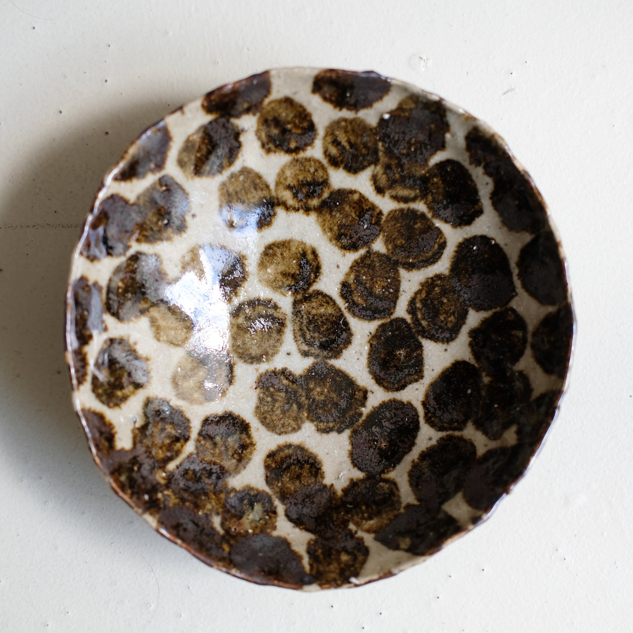 Bol en terre recoltée D 18cm - tacheté de Potry chez Brutal Ceramics