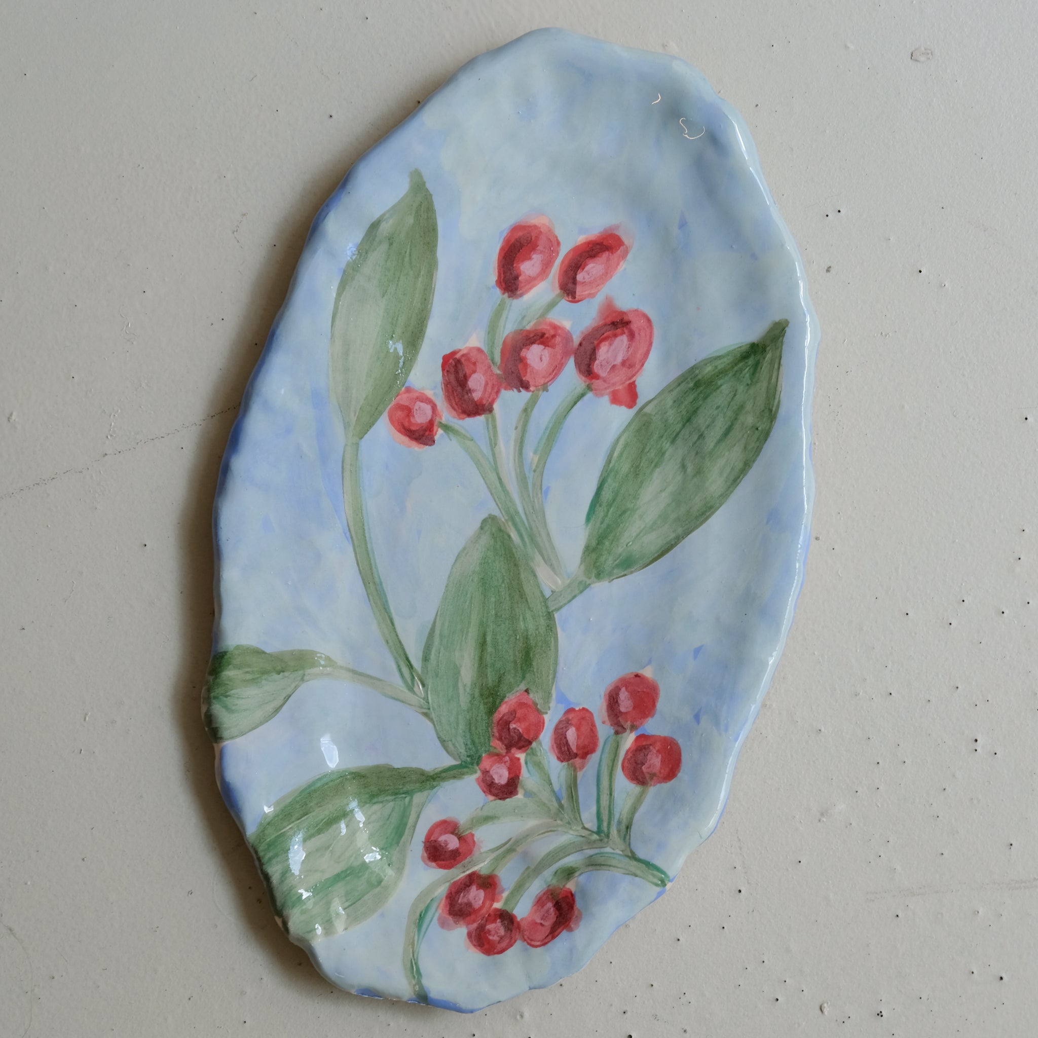 Plat SU25-11 en faïence L 34cm - multicolore Samantha Kerdine pour Brutal Ceramics