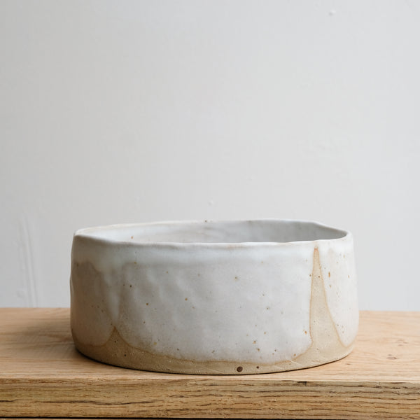 Plat vapeur en grès D 17,5cm - blanc soyeux d'Hélène Maury chez Brutal Ceramics