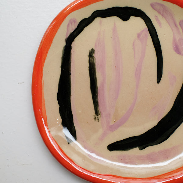 Assiette 38HB09 en faïence rouge D 19,5cm - Multicolore d'Héloise Bariol chez Brutal Ceramics
