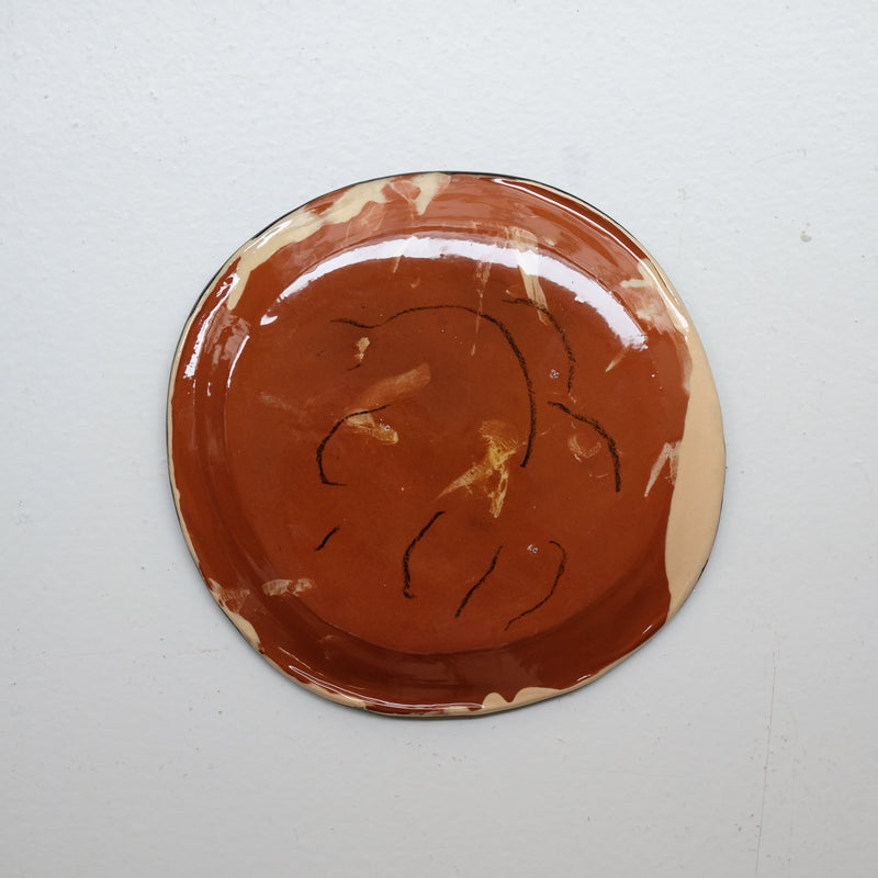 Assiette 38HB19 en faïence rouge D 19,5cm - Multicolore d'Héloise Bariol chez Brutal Ceramics