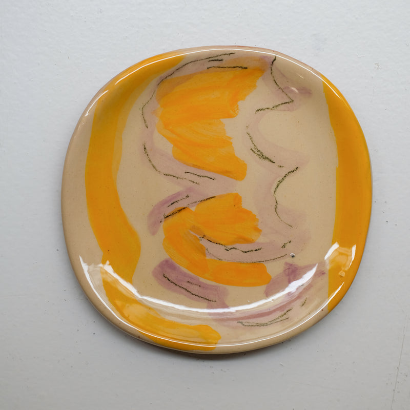 Assiette 38HB41 en faïence rouge D 19,5cm - Multicolore d'Héloise Bariol chez Brutal Ceramics